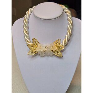 Vintage 90s silk twisted rope Lucite flower gold petal statement necklace Gold